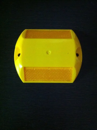 abs-road-studs-500x500